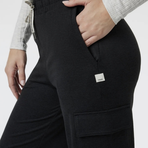 Vuori Wide Leg Cargo Pants Large - Picture 1 of 9